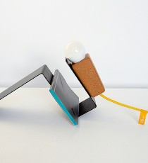 GLINT, magnetic table lamp